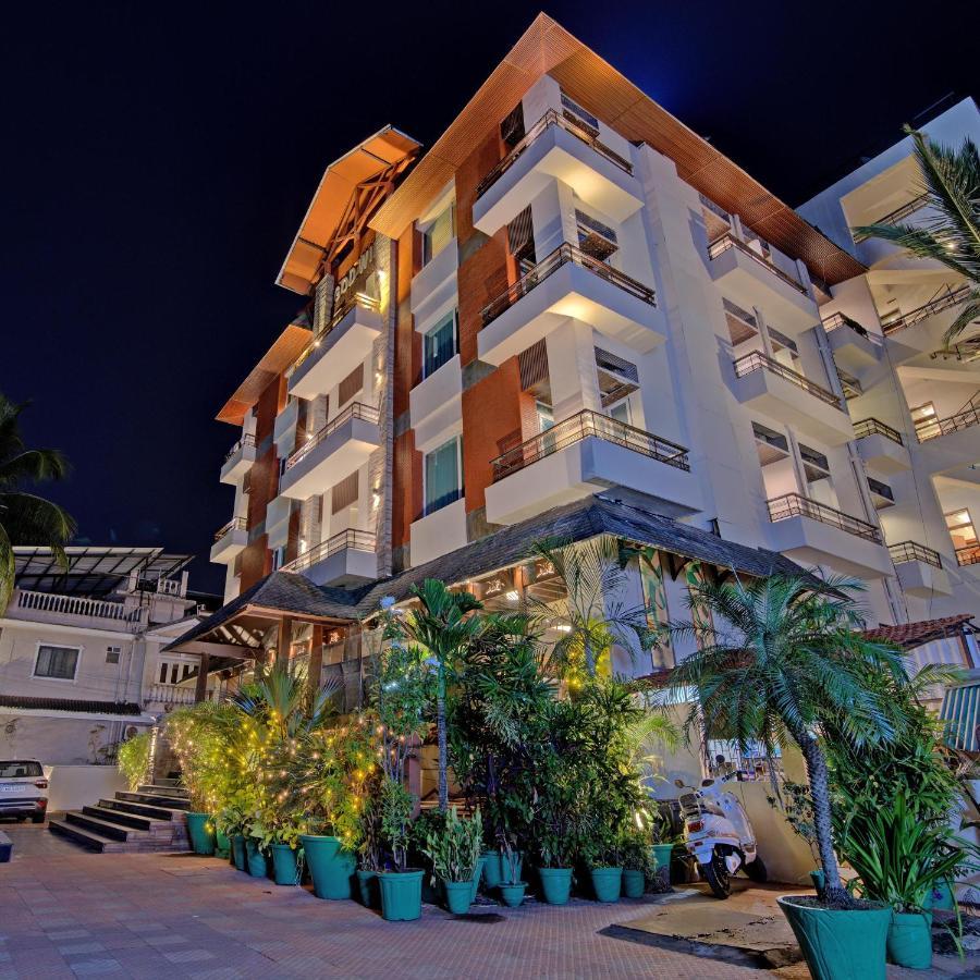 Godwin Goa Hotel Candolim Exterior photo