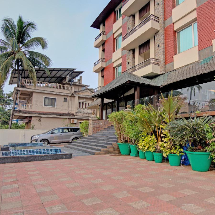 Godwin Goa Hotel Candolim Exterior photo