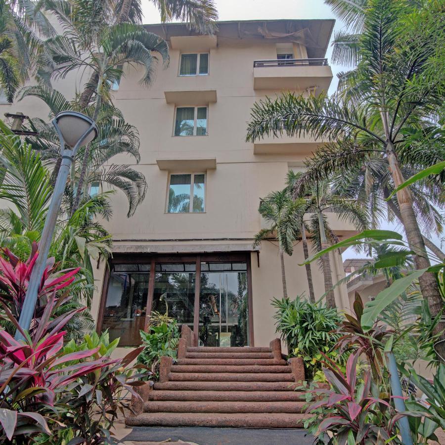 Godwin Goa Hotel Candolim Exterior photo