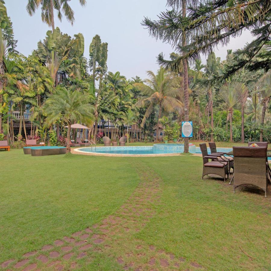 Godwin Goa Hotel Candolim Exterior photo