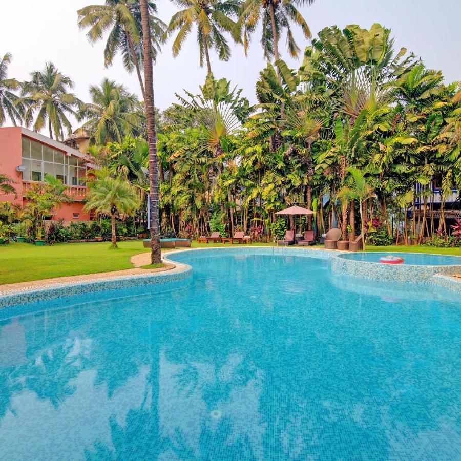 Godwin Goa Hotel Candolim Exterior photo